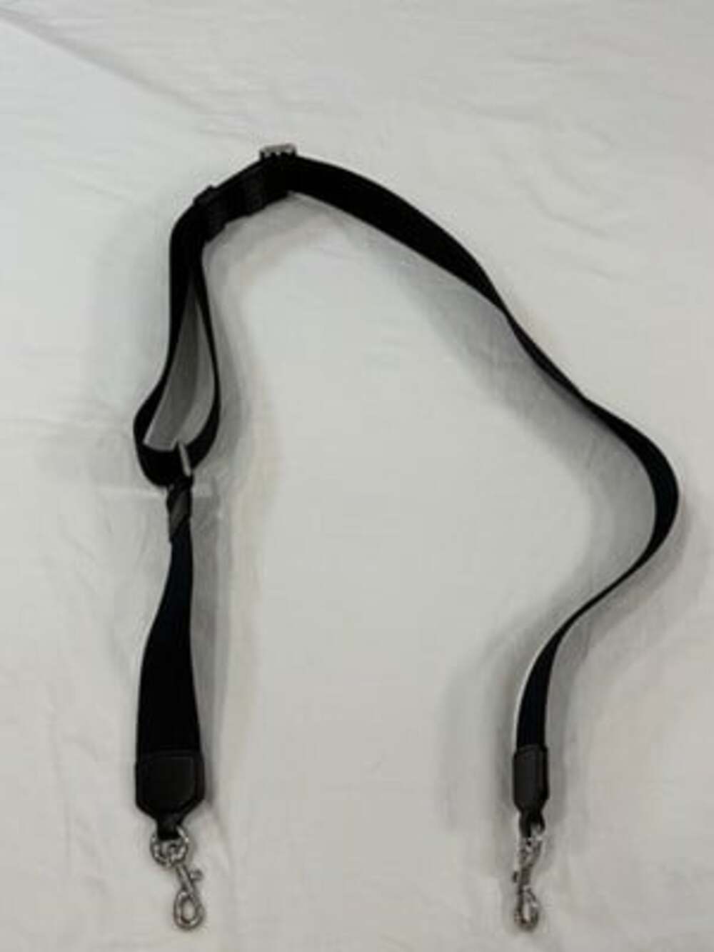 Marc Jacobs solid adjustable black replacement bag strap - Picture 4 of 4